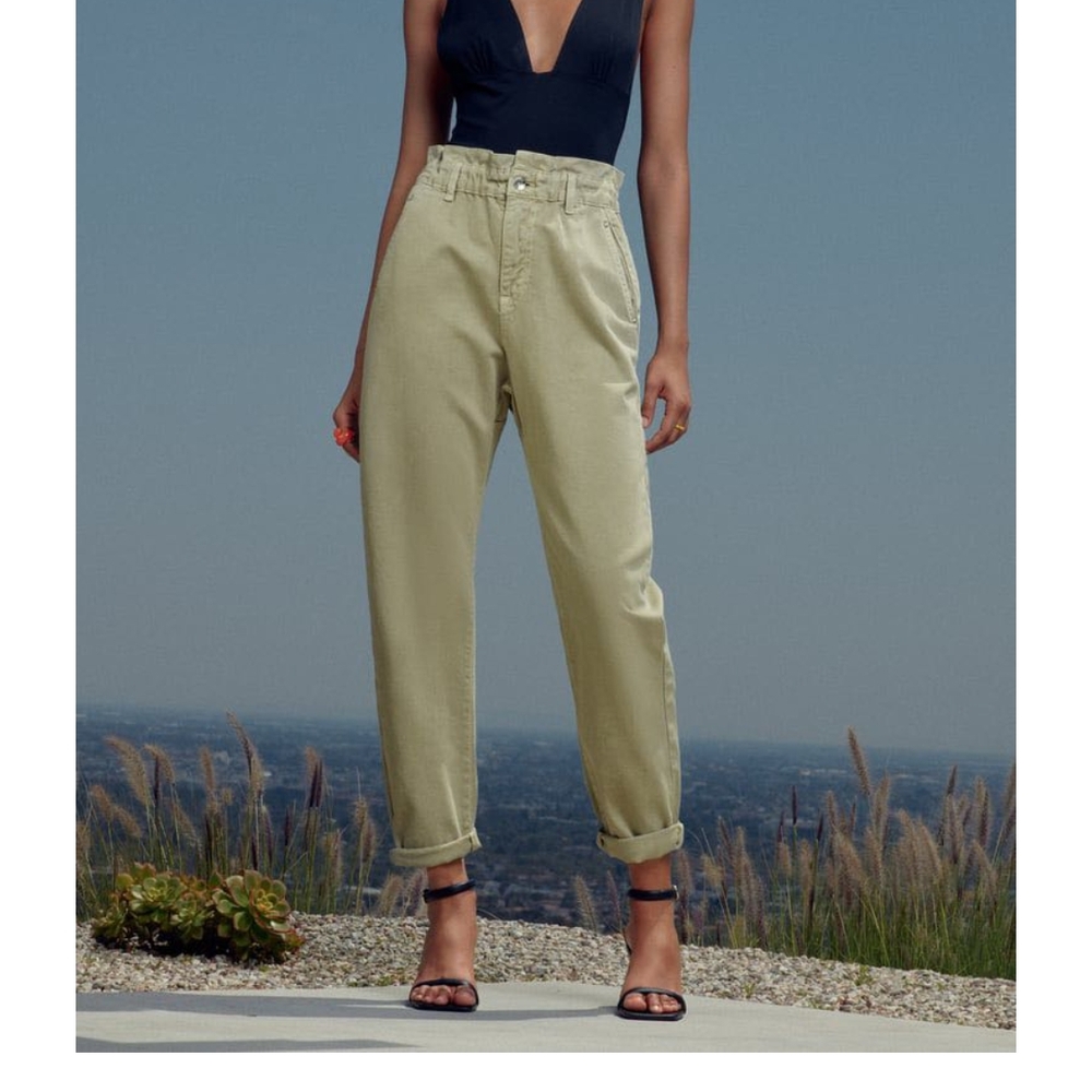 (6) Zara Green High Rise Jeans Relaxed Fit